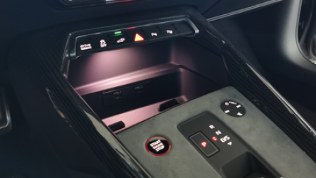 Audi_A3_8Y_LED_Ablagefach_Beleuchtung_Mittelkonsole