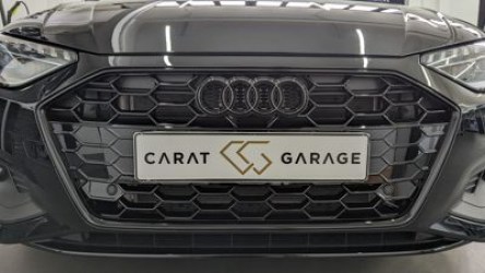 Audi_A4_B9_8W_Facelift_Avant_Ringe_schwarz_vorne__Kuehlergrill_Logo9