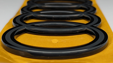 Audi_Q8_4M_etron_Ringe_schwarz_4K1071801A5