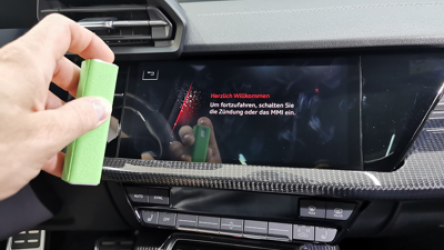 Original_Audi_Zubehör_Reinigungsspray_80A096311_Display