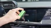 Original_Audi_Zubehör_Reinigungsspray_80A096311_Display_spray