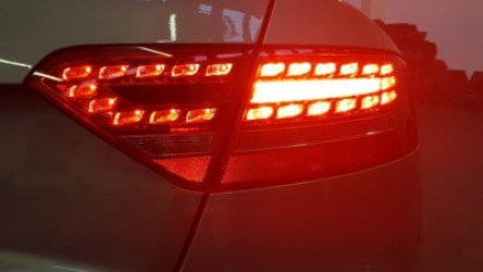 a5-b8-8t-rueckleuchtenadapter-halogen-auf-led-3